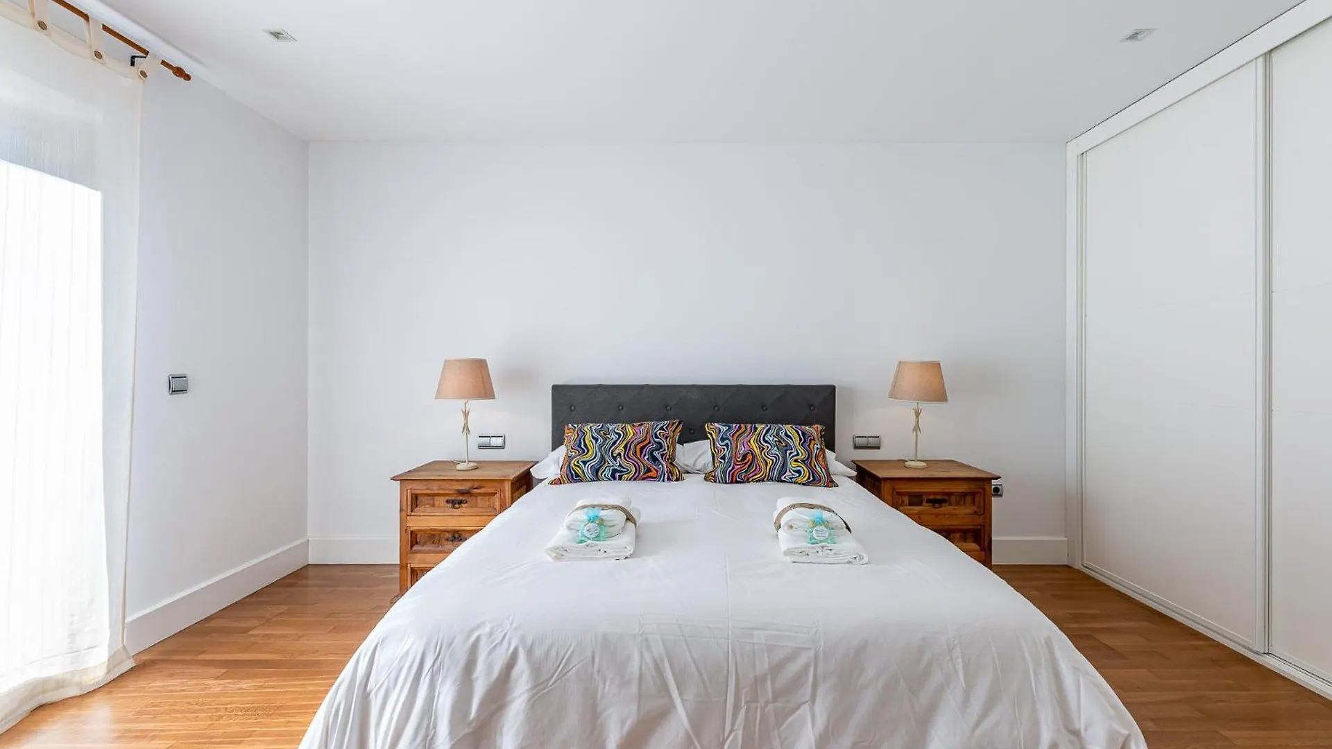 797 Holiday Rentals - Hermosa Villa En Playamar Torremolinos